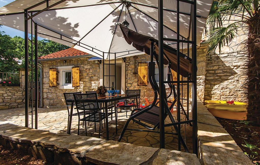 Holiday House Carpe Diem Pula Appartement Buitenkant foto