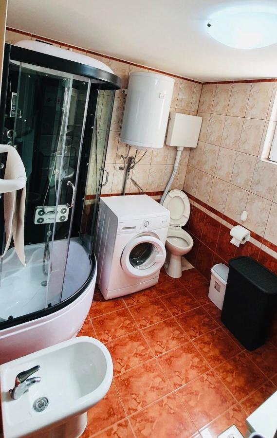 Holiday House Carpe Diem Pula Appartement Buitenkant foto