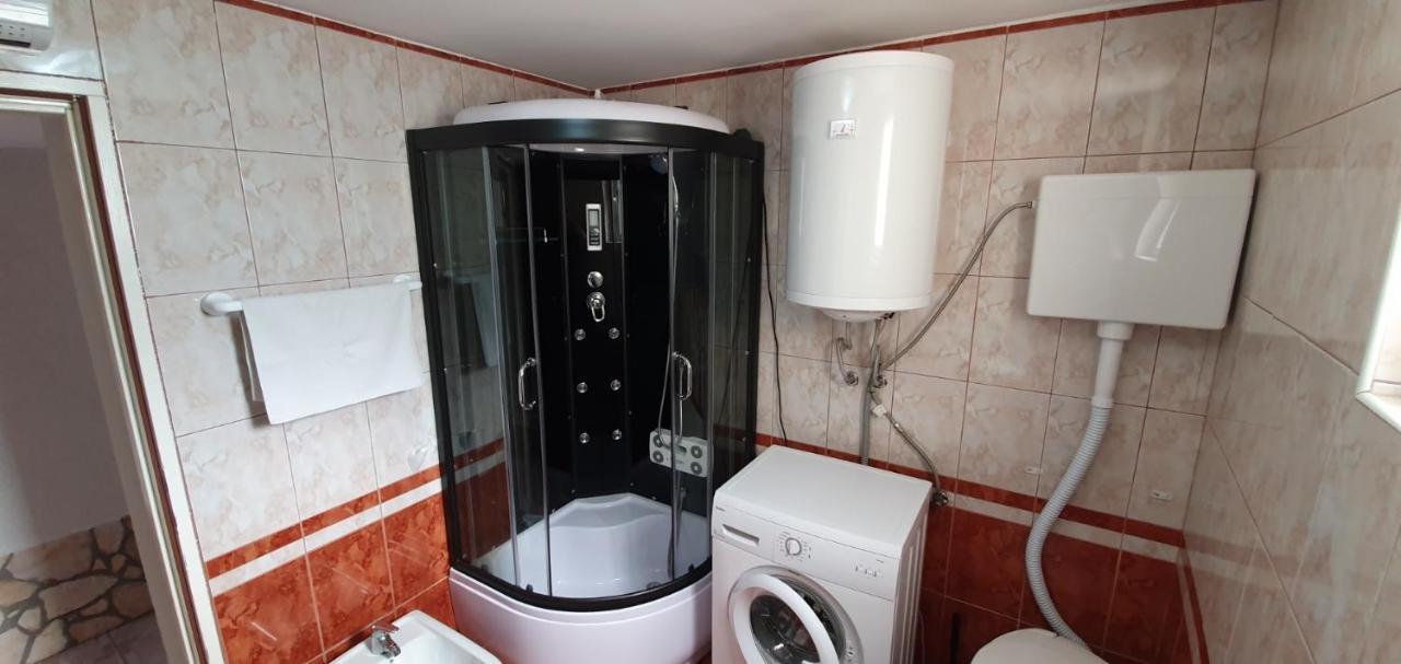 Holiday House Carpe Diem Pula Appartement Buitenkant foto
