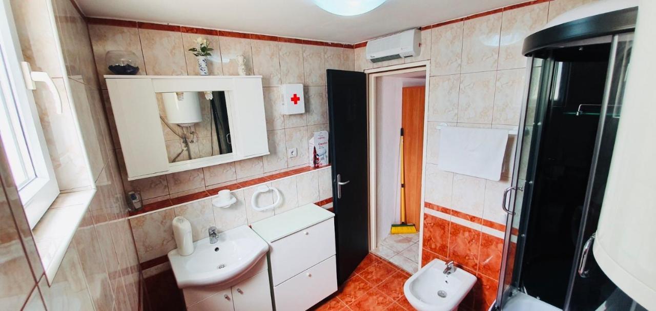 Holiday House Carpe Diem Pula Appartement Buitenkant foto